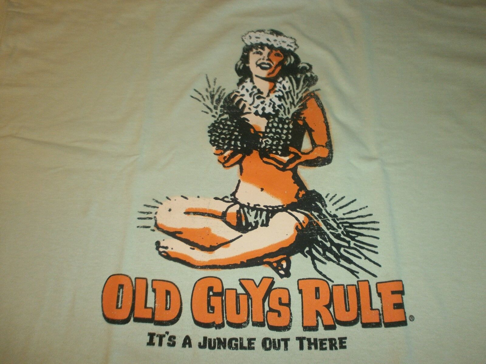 OLD GUYS RULE " IT'S A JUNGLE OUT THERE SURF SURFBOARD LONGBOARD FIN S/S SIZE L