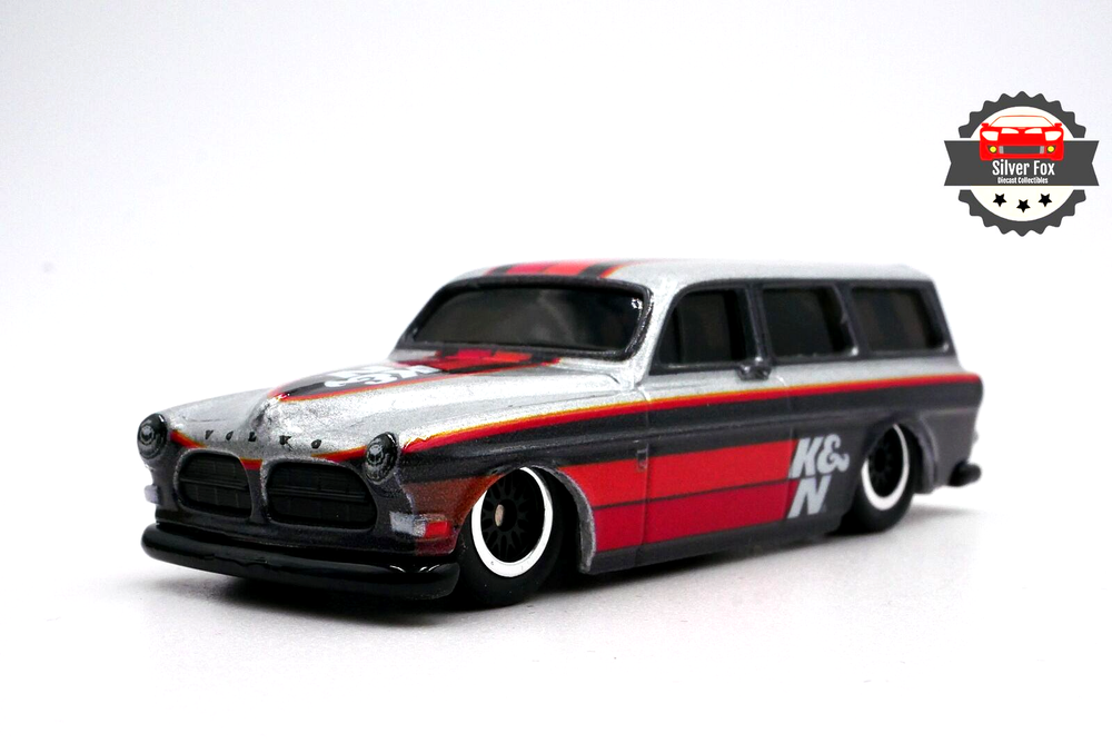 1962-69 VOLVO P220 AMAZON ESTATE RACING 1:64 SCALE COLLECTOR MODEL DIECAST CAR