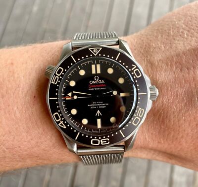 Omega Seamaster Diver 300M Co-Axial Master Chronometer 42mm 007 Edition - 21...