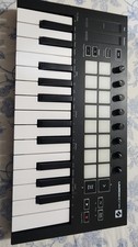 Novation Launchkey Mini 25-Key MIDI Keyboard 