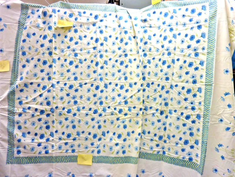COULEUR NATURE BRUNO LAMY TABLECLOTH 59" X 79” 100% COTTON WHITE W/ BLUE FLOWERS