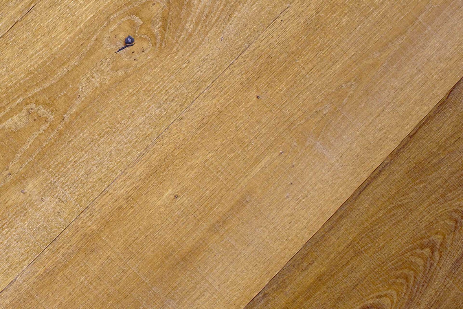 Parquet contrecollé flottant Raphia clipsable et compatible chauffage au sol