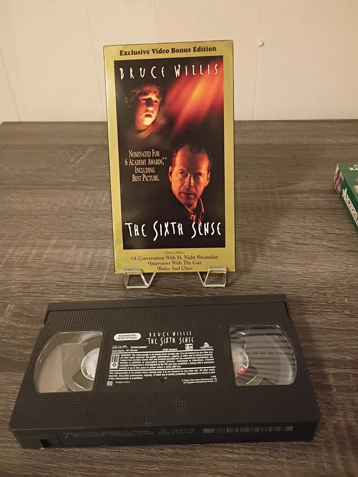 Vhs Lot Of 6 The Sixth Sense Contact The Shawshank Redemption The Hurricane VTG - Image 4 of 4
