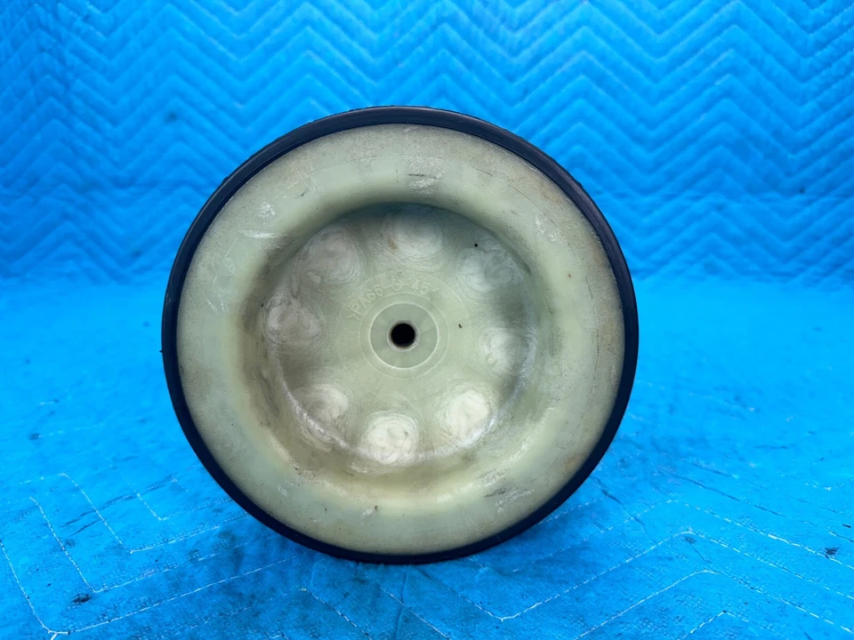 Muelle helicoidal trasero Lexus LX570 con aislador de goma lado del pasajero 2008-2021 OEM Foto 4 de 4