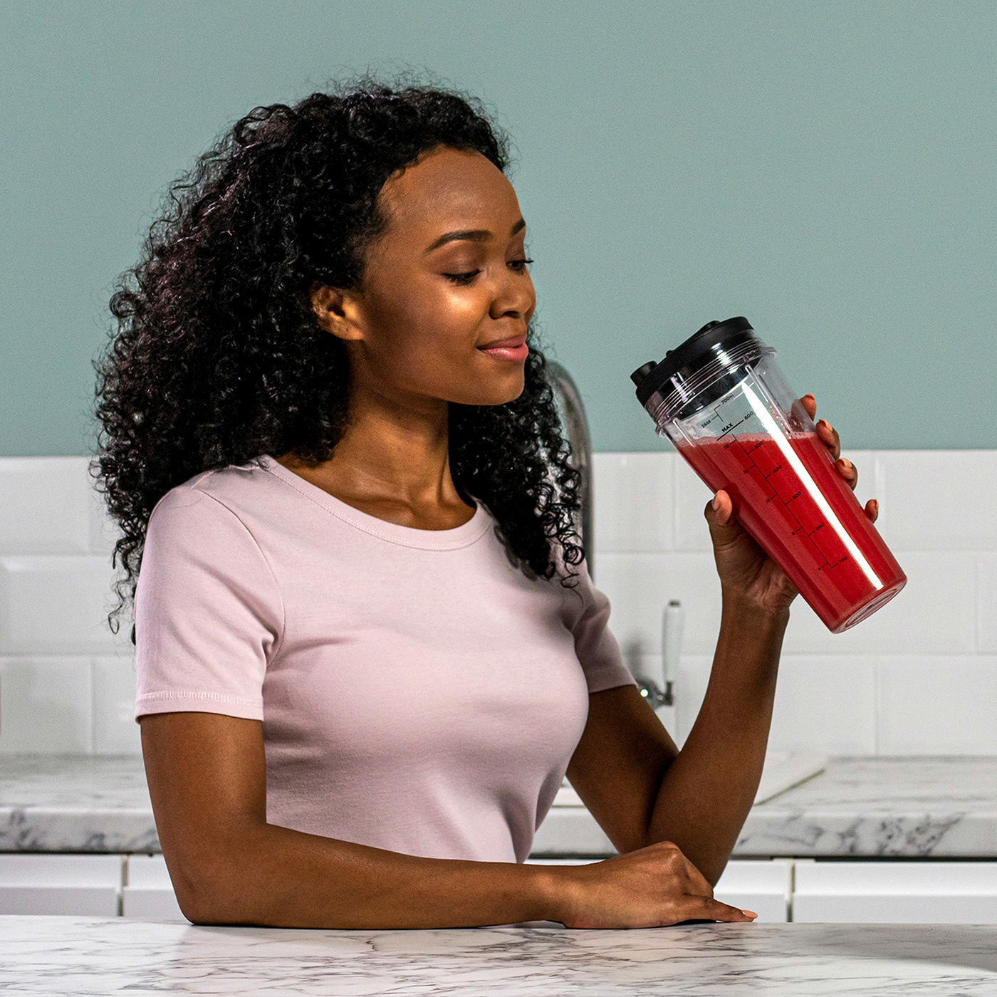 Ninja 1000W Blender with AutoIQ BN495UK Certified Refurbished