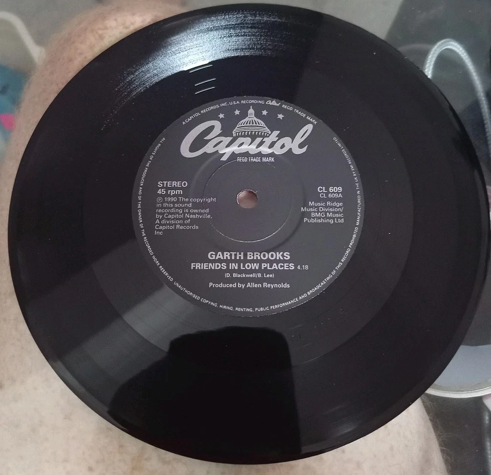 RARE GARTH BROOKS 7" SINGLE FRIENDS IN LOW PLACES CL 609 1991 UK NM/EXC - Image 3 of 4
