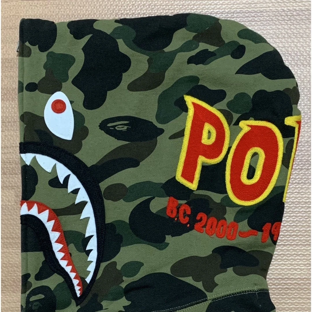 A BATHING APE (BAPE) Felpa con cappuccio Bape Shark verde mimetica L UOMO usata in ottime condizioni