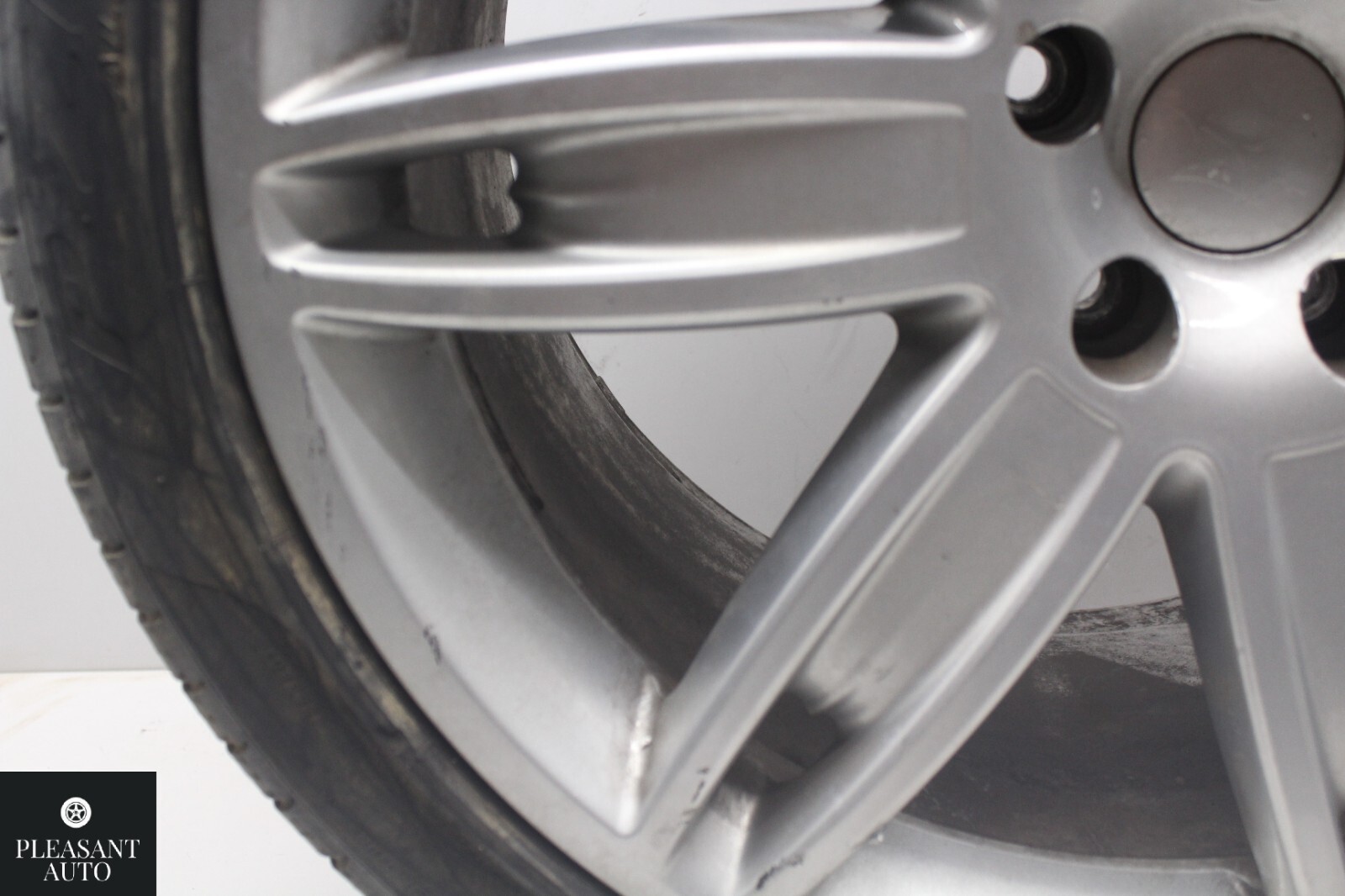 2014-2020 MASERATI QUATTROPORTE REAR WHEEL RIM 10,5Jx20H2 OEM