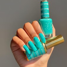 DND DC Soak Off Gel Polish + Matching Nail La...