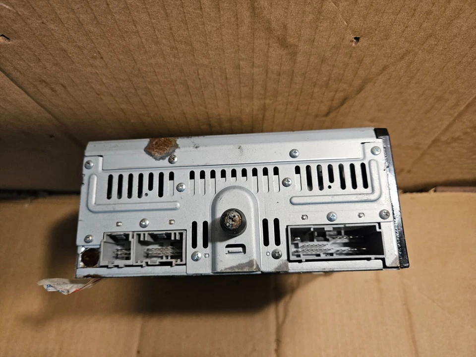 GENUINO FORD Crown Victoria Grand Marquis Radio Reproductor de CD Usado Estado Foto 4 de 4