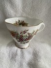 Vintage Clarence Tartan & Berries Teacup & Saucer English Fine Bone China (265e) — photo 4