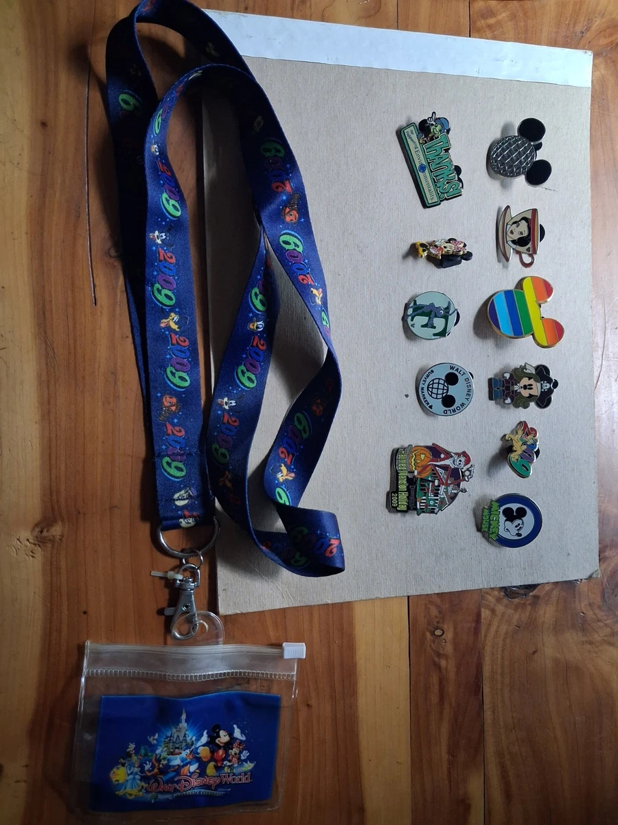 Halloween 2009 Walt Disney World Patches & Pins (1968-Now) for
