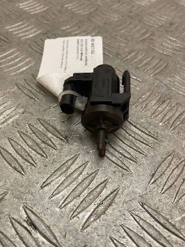 BMW 5 G30 G31 G38 2020 Diesel Turbolader Druckwandler Magnetventil UTO60132