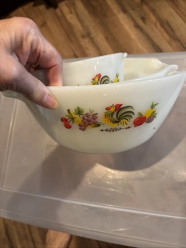 Set of 3 Vintage Fire-King Chanticleer Rooster 1950s Cinderella Mixing Bowls