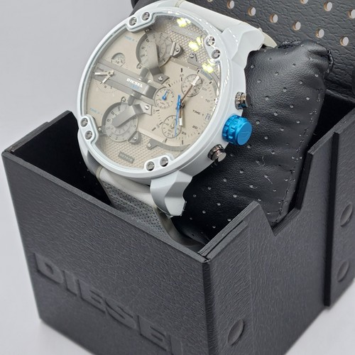 ORIGINAL DIESEL MEN'S WATCH MR DADDY 2.0 CHRONOGRAPH WHITE & GRAY