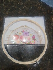 Embroidery Starter Kit with Pattern, With Hoop. First Sight Flower Bouquet