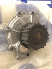 Pompe à eau Volvo 960