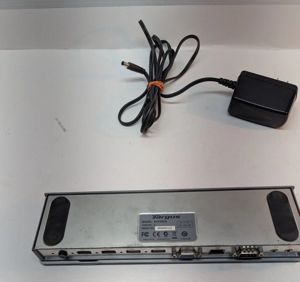 Targus ACP50US Docking Laptop Station with AC Adapter 5V 3A USB VGA Network Port - Image 2 of 4