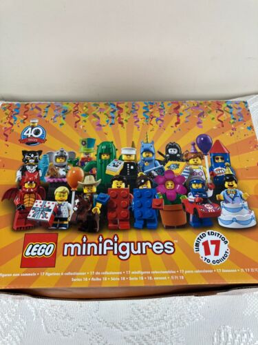 LEGO Minifigures Series 18 71021 Boîte de 52 - Photo 1 sur 4