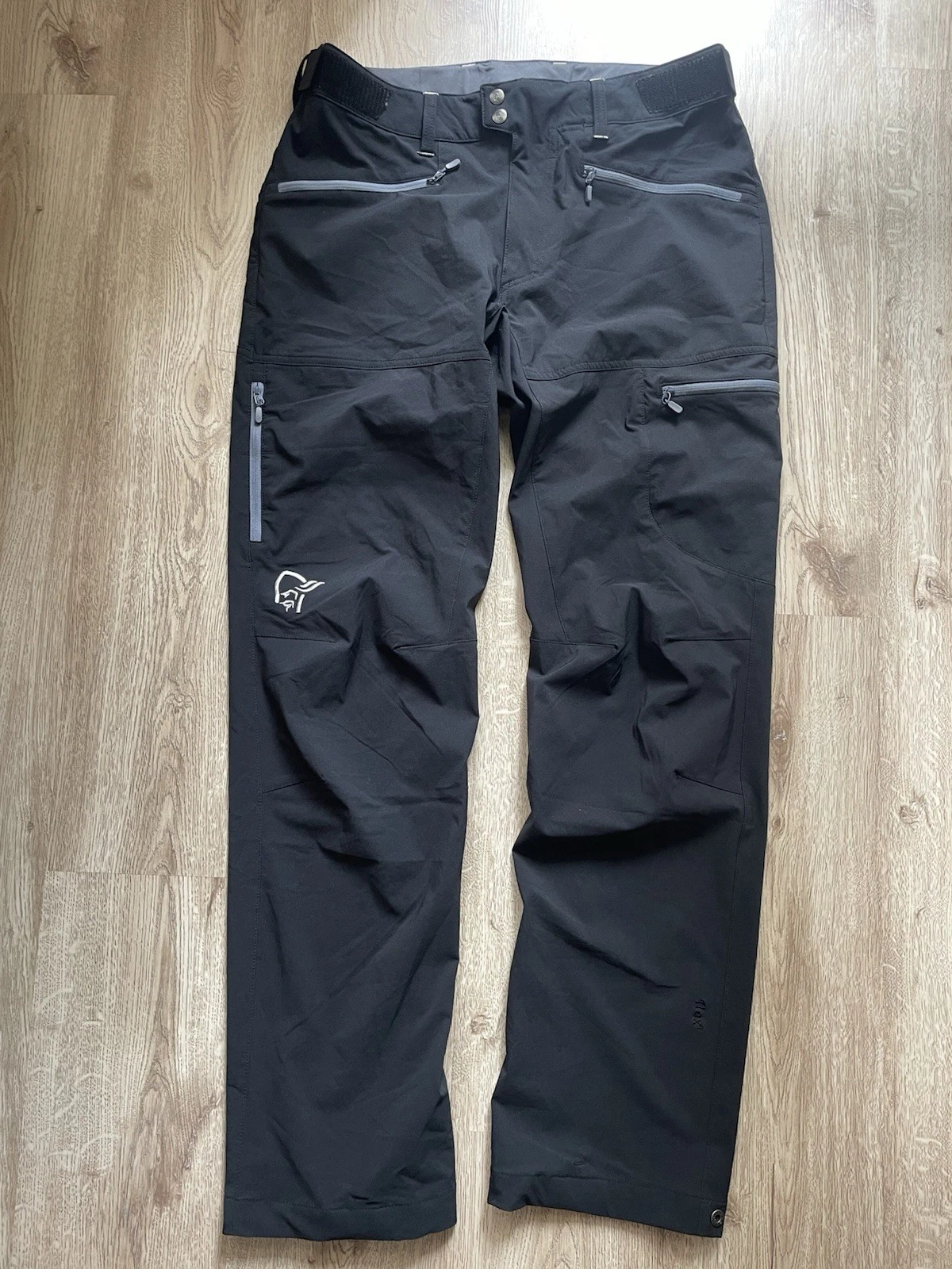 Norrona Falketind flex 1 Men’s Hiking Pants size L
Opens in a new window or tab