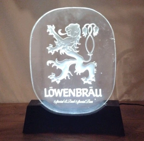 LOWENBRAU GERMANY LIGHTED BEER SIGN CLEAR PLASTIC LOGO 1970s VINTAGE BAR LIGHT