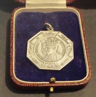 1937 Silver Boxed George VI & QE Coronation Medal / Fob Miniature Rifle Clubs
