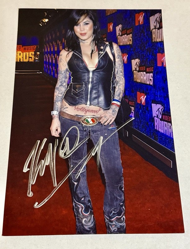 Tattoo Artist Kat Von D Hand signed 8x12 Photo