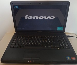 Lenovo G555 ThinkPad 15,6" Display ( 1343 )