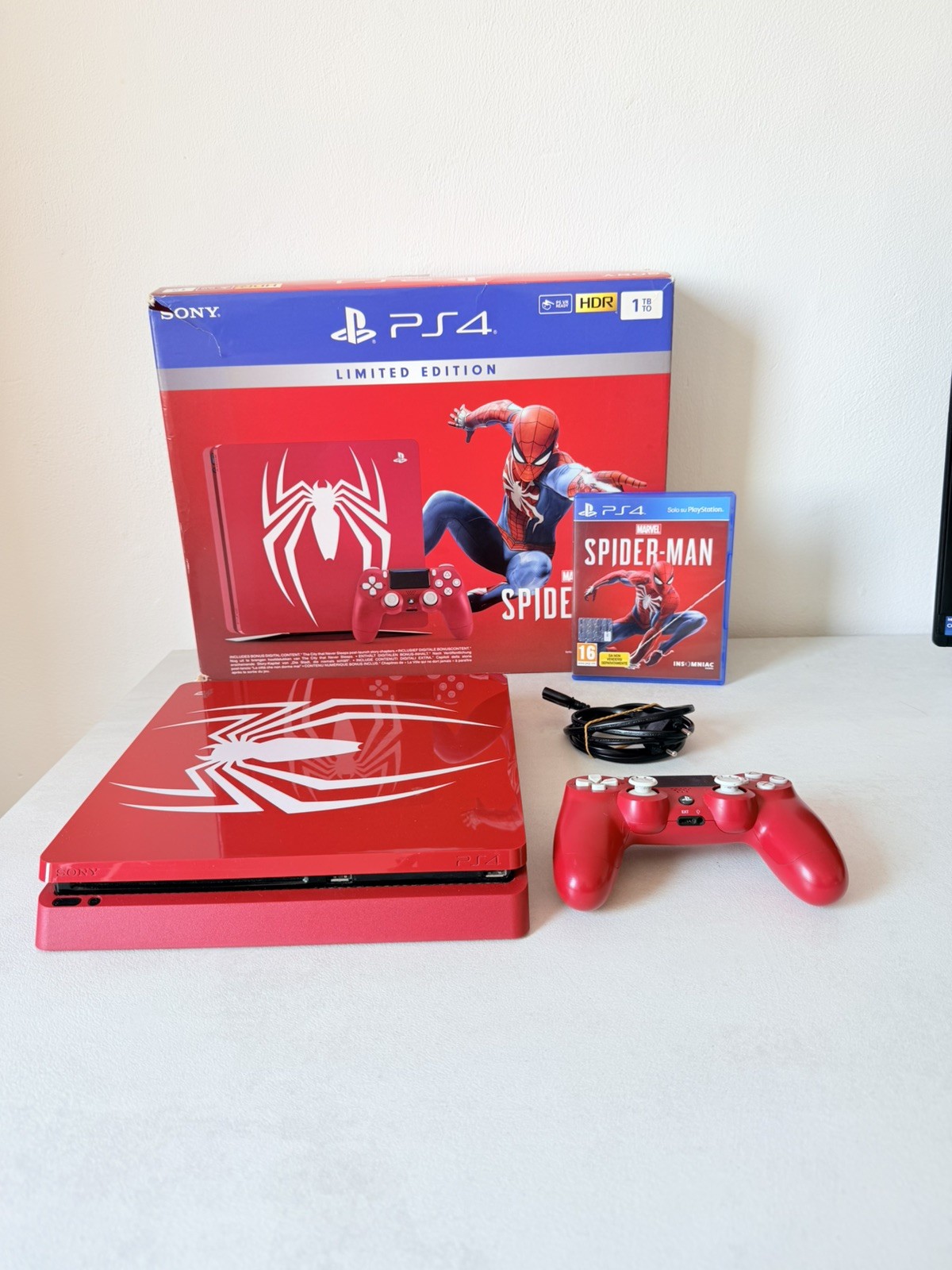 PS4 PLAYSTATION 4 SLIM 1 TB SPIDER-MAN LIMITED EDITION CON SCATOLA FUNZIONANTI