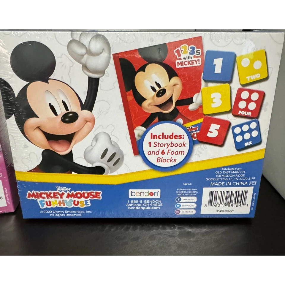 Great 123's With Mickey Mouse & ABC's with Minnie Mouse Blocks and Book Set.... - Image 4 of 4