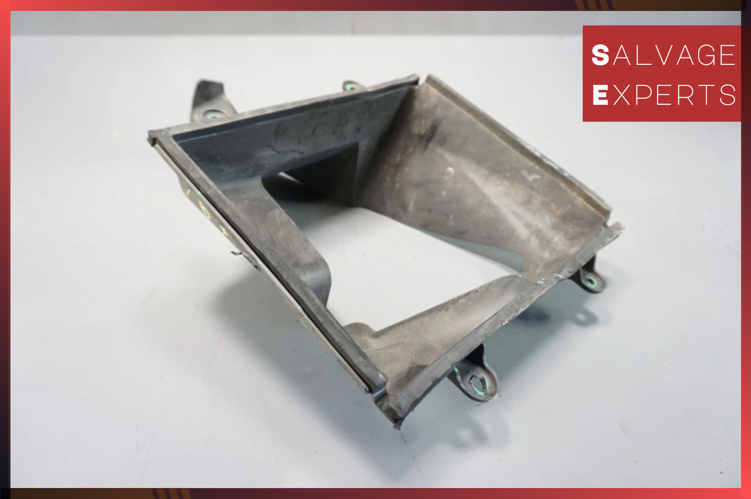 Maserati Ghibli 2014-2018 Front Left Shroud duct P/N 670004140