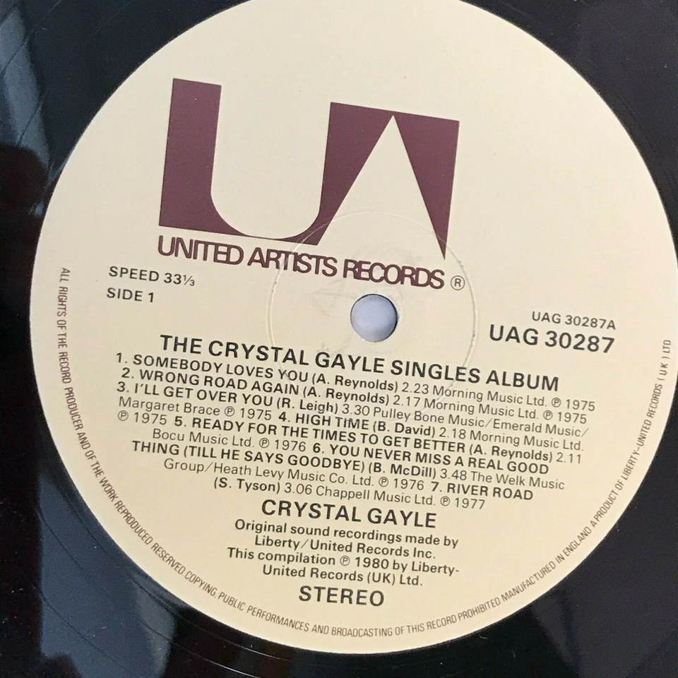 The Crystal Gayle Singles Album 1980 UK vinyl LP best of Talking In Your Sleep - Image 3 of 4