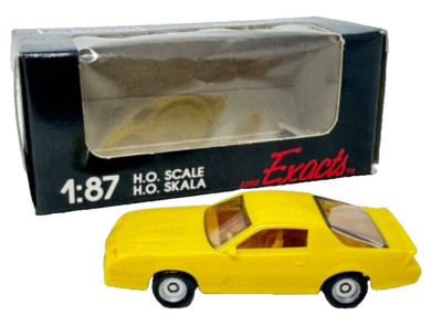 Revell Monogram Exacts 1:87 - PKW 2058 - Z-28 - Camaro gelb - 1:87 H0 HO