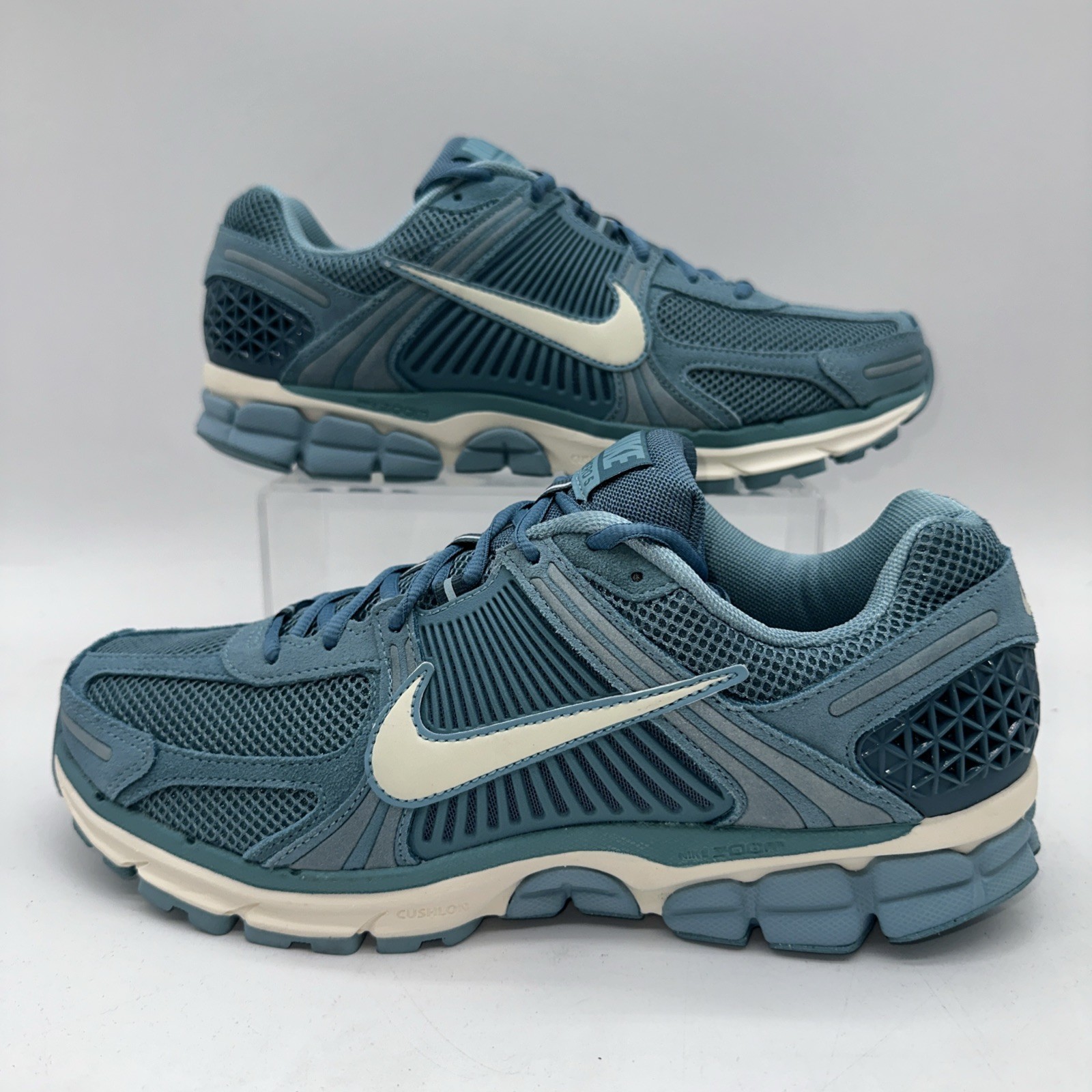 Nike Men's Size 11.5 Zoom Vomero 5 (HF1553 400) Blue Sneaker Running Sports