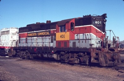 MNNR 401 GP7 FOND DU LAC WI (MINNESOTA COMMERCIAL) ORIGINAL SLIDE 12-28-93 T10-7