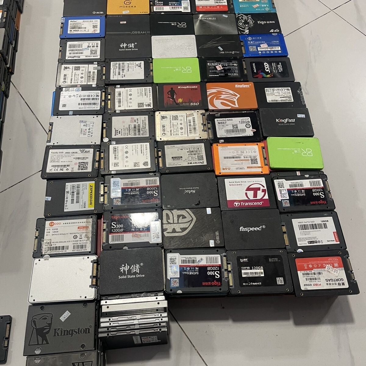 Used SSD Solid State Drive 120GB 128gb 240GB 256GB 480GB 512GB