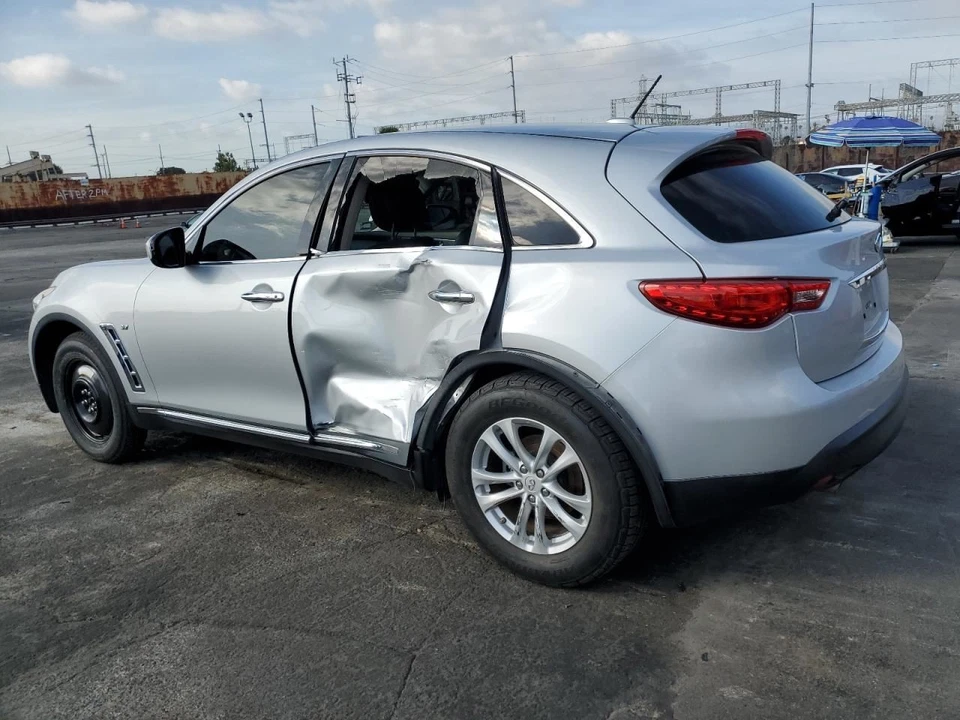 PEDAL, BRAKE/CLUTCH 180021CA0A 2016 INFINITI QX70 Foto 2 de 4