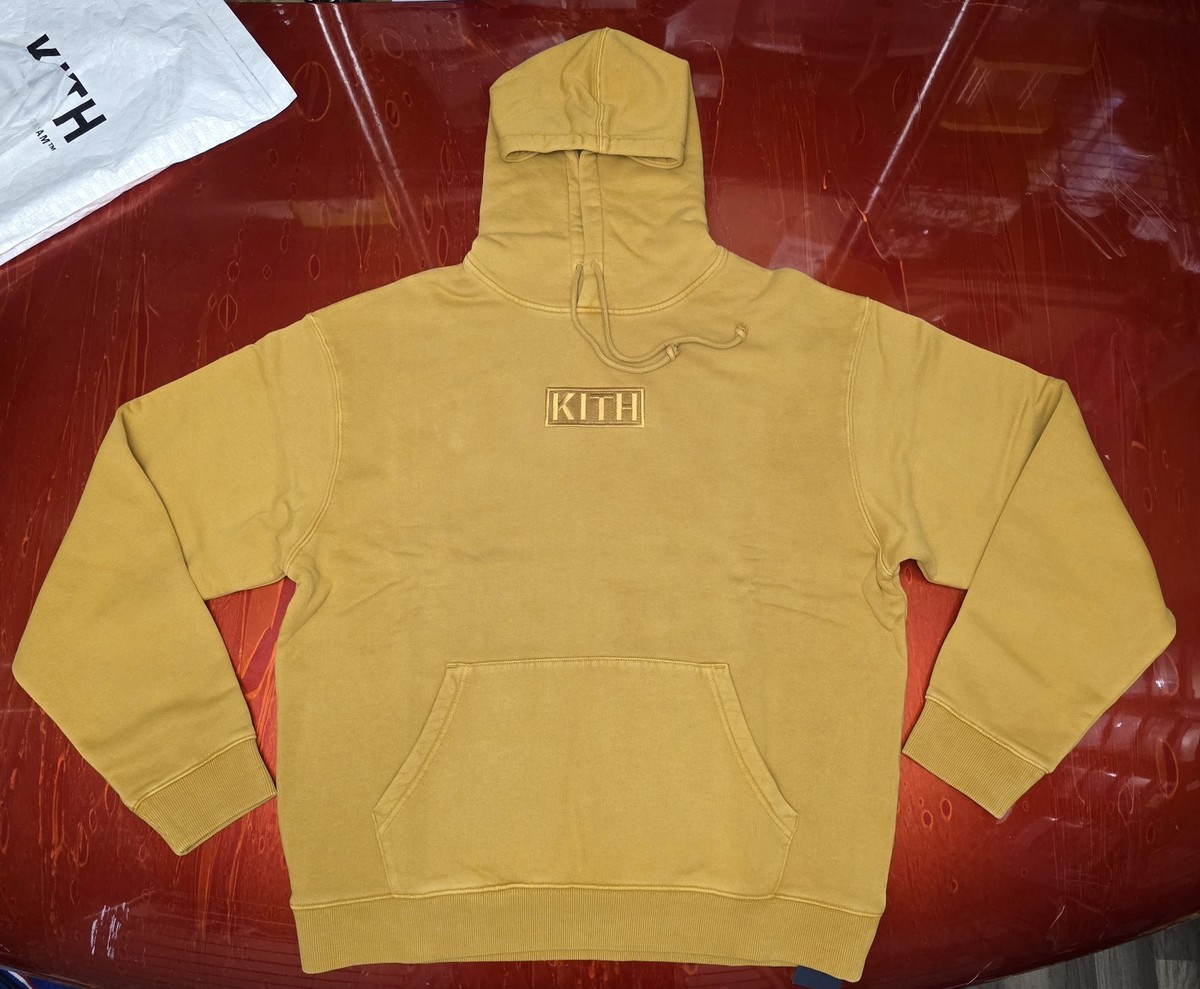 KITH Cyber Monday Box Logo crewneck kith