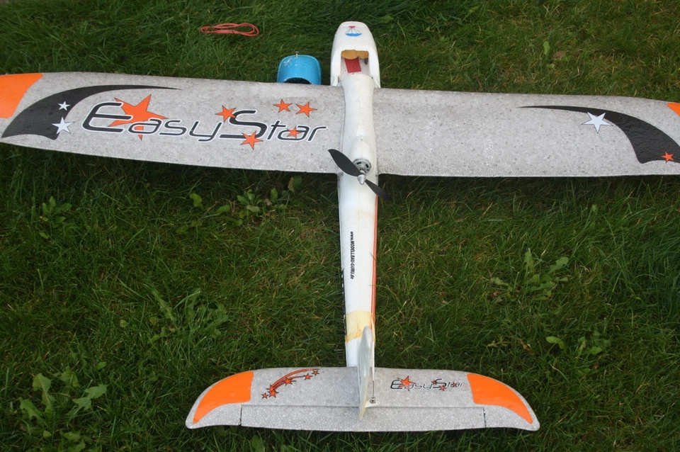 Multiplex  Easystar Mit Motor und Servos - Bild 2 von 4