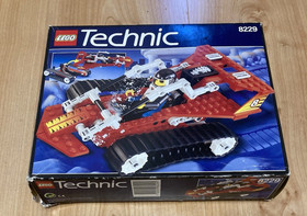 Lego vintage technic 8229 Tread Trekker complete with box and instructions