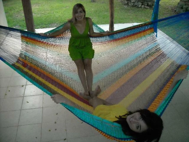 Mexi 5 Hängematte bunt, riesig, belastbar, Handarbeit, Fairtrade Mexiko - Bild 4 von 4