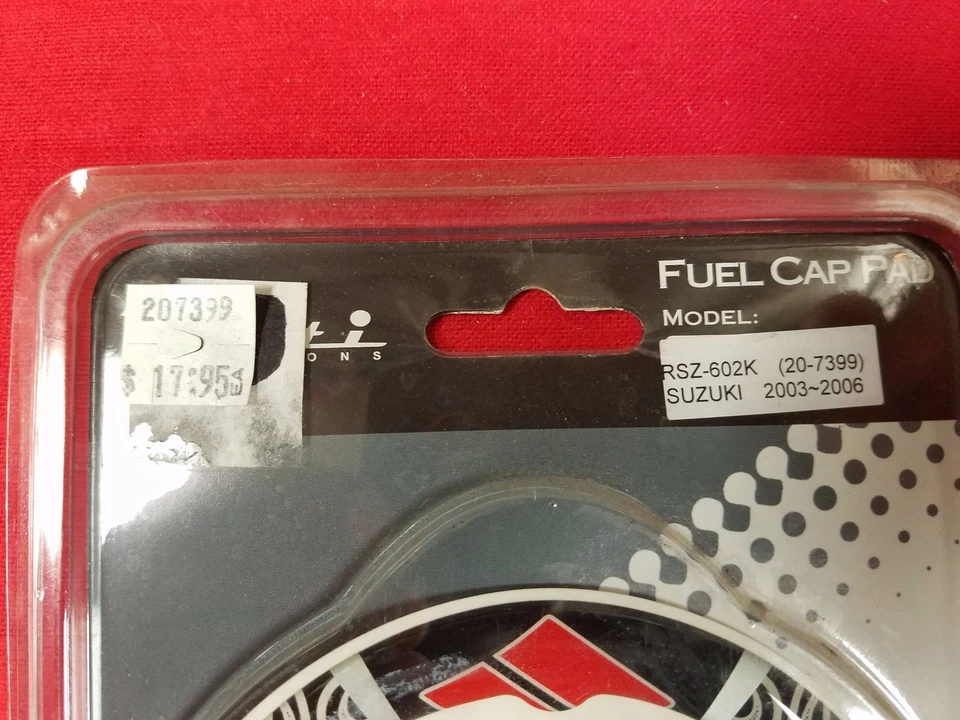 KEITI SUZUKI GAS CAP PAD - "LLAMA" Foto 2 de 2