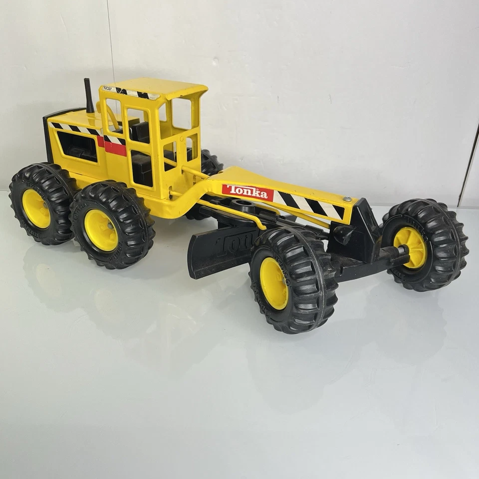 Tonka Turbo Diesel Metal Plástico Construcción Niveladora Juguete Palanca de Dirección Tractor Foto 2 de 4