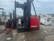 RAYMOND 960-CSR30T Man-Up Swing Reach Turret Truck Forklifts