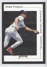 2001 Fleer Premium Omar Vizquel #54 2i9