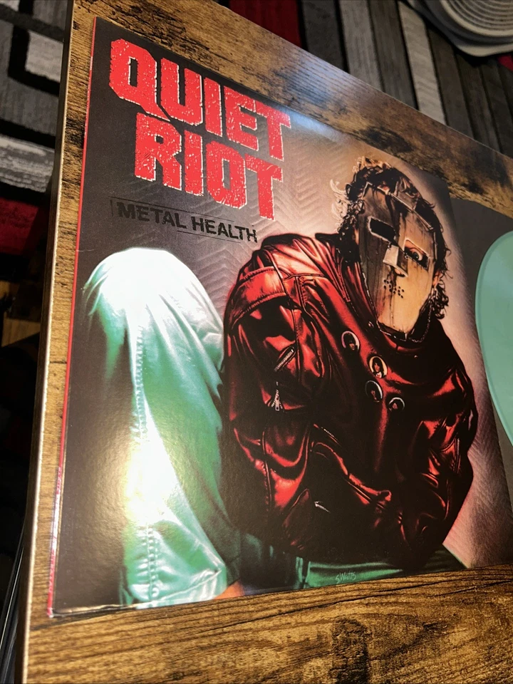 QUIET RIOT - Metal Health(1983)Sea Glass w/ White Swirl Vinyl RE 2023 - Image 2 of 4