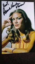 PAMELA HENSLEY Hand Signed Autograph 4X6 photo -- SEXY ACTRESS -  BUCK ROGERS