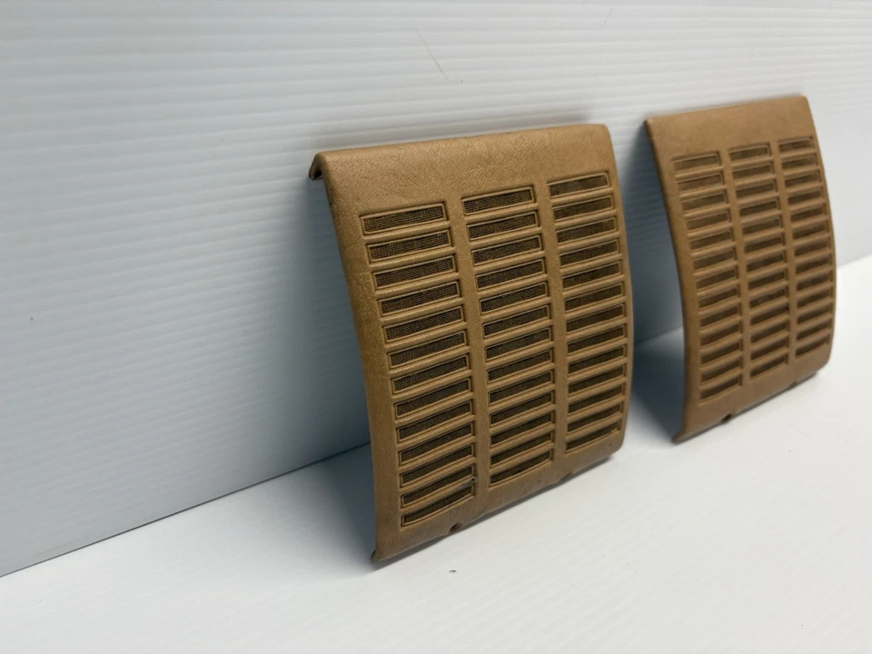 Mercedes 560SL Dash speaker cover Palomino Set 350SL 450SL 380SL 560SL R107 OEM - Image 3 of 4