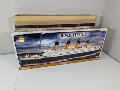 New Cobi #1916 1:300 RMS Titanic Building Set 2840 Bricks / Pieces Retired NIB