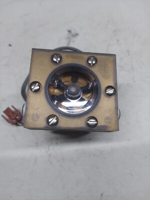  Proteus Flow Switch 9100B24P18 SW ASSY WTR FLOW ¼ NPT BRS 0.5GPM,  